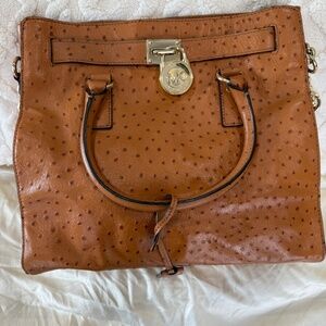 MK Ostriche Hand Bag